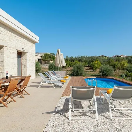 Montes Albi - Your Familly Destination * Galatas (Chania)