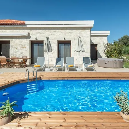 Montes Albi - Your Familly Destination Вилла *