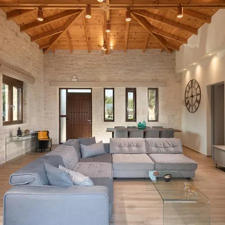 Montes Albi - Your Familly Destination Вилла *