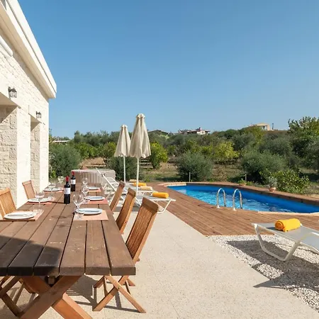 Montes Albi - Your Familly Destination Вилла