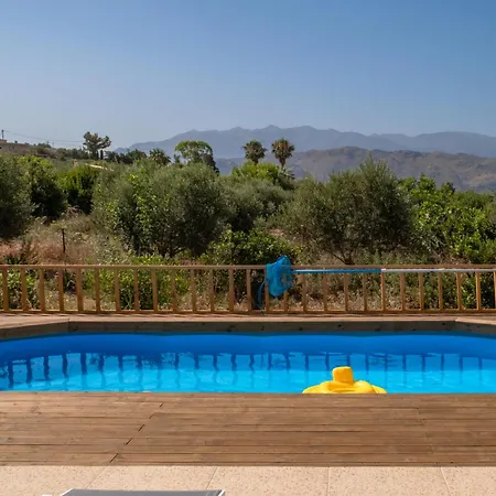 Montes Albi - Your Familly Destination * Galatas (Chania)